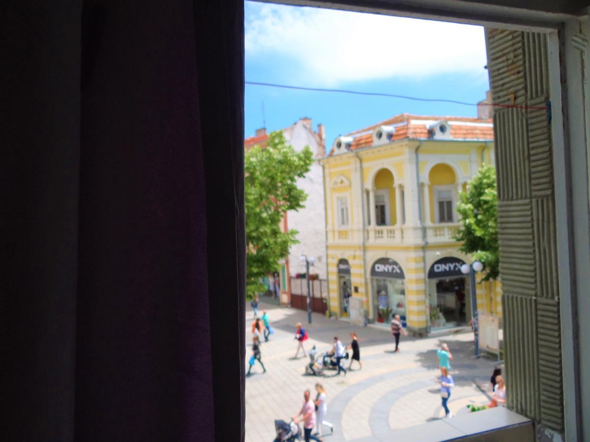 Hostel Compass Burgas Stad Buitenkant foto