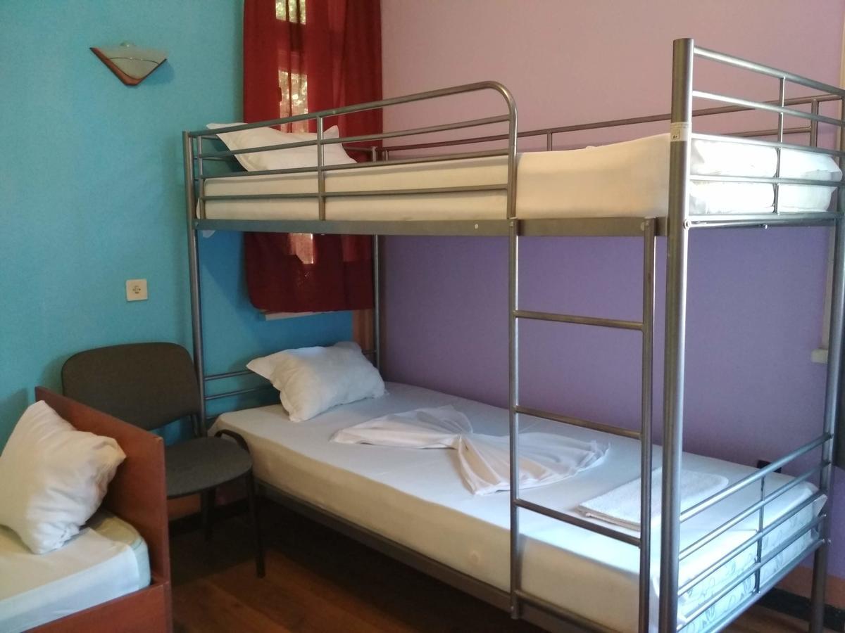 Hostel Compass Burgas Stad Buitenkant foto