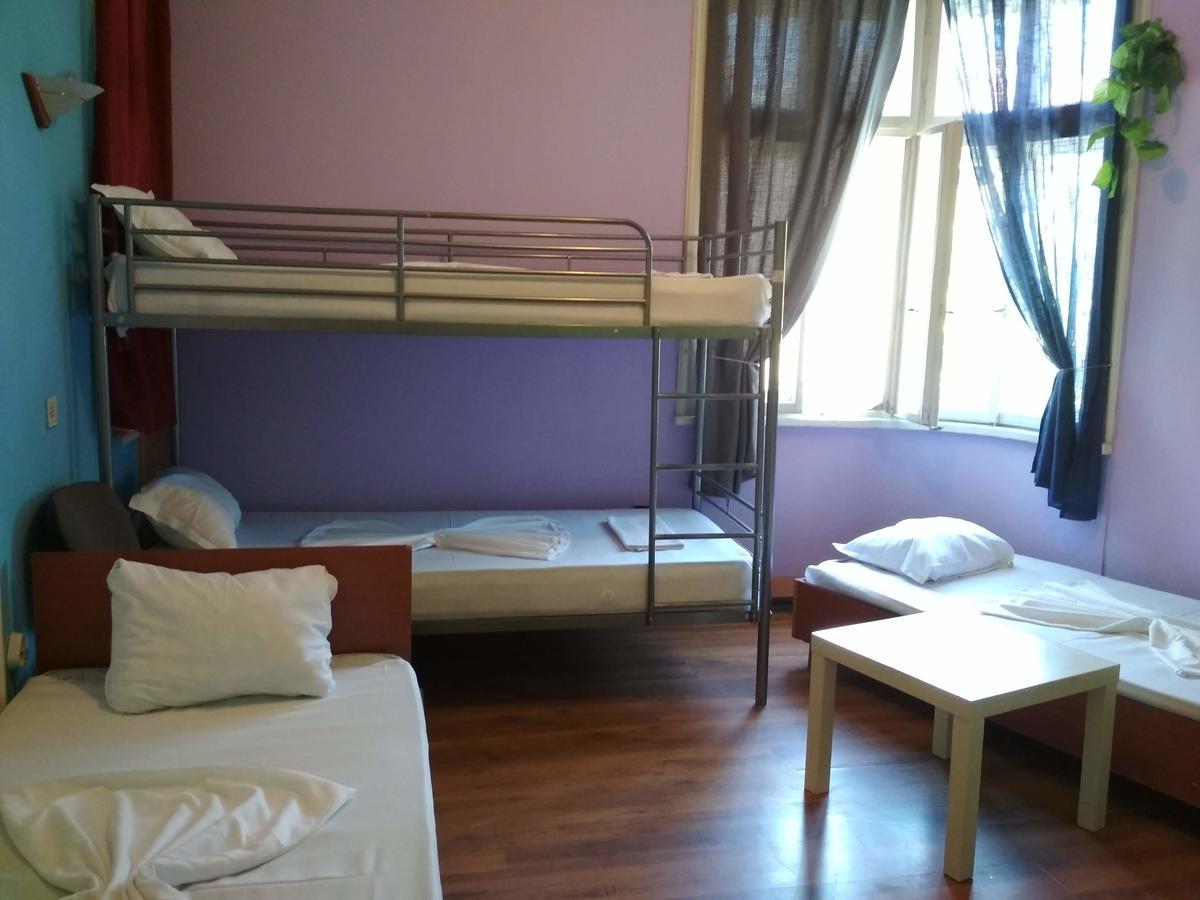 Hostel Compass Burgas Stad Buitenkant foto
